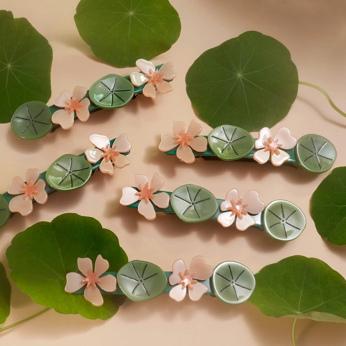 
            
                Load image into Gallery viewer, Nasturtium French Barrette
            
        