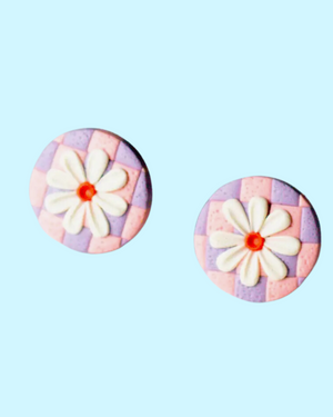 Dainty Flower Stud Checkered