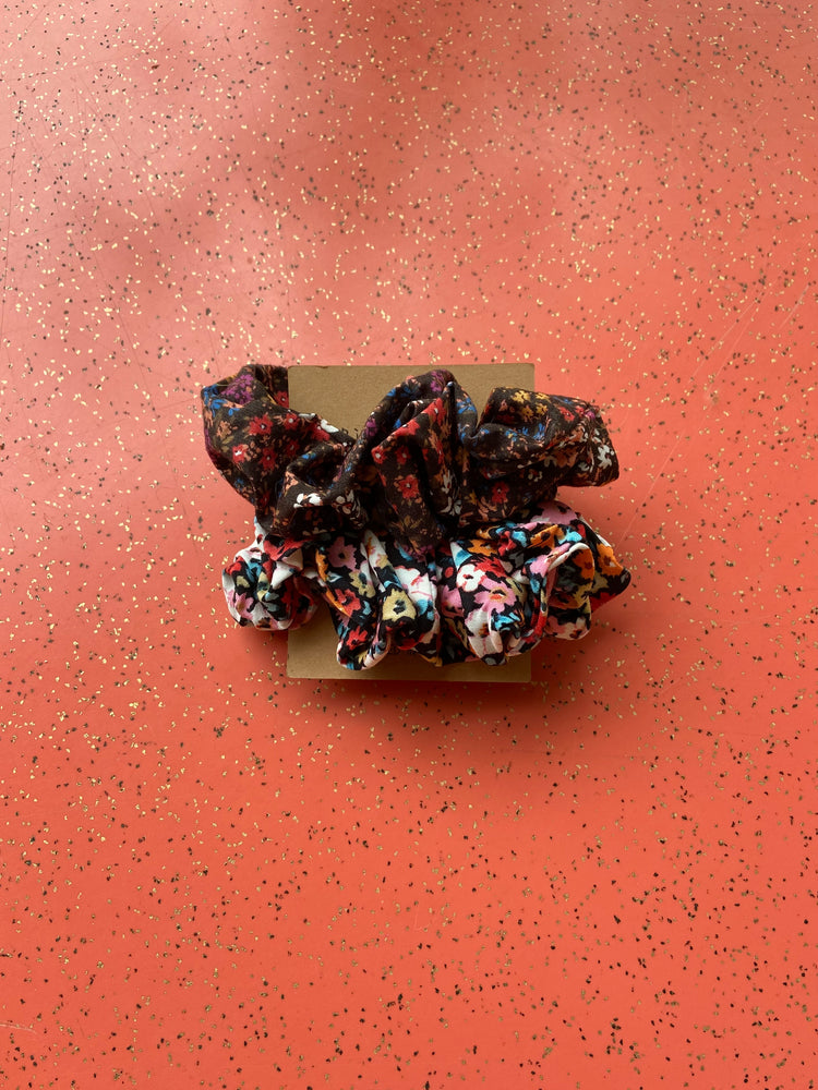 
            
                Load image into Gallery viewer, Cotton Scrunchie - 2 Pack
            
        
