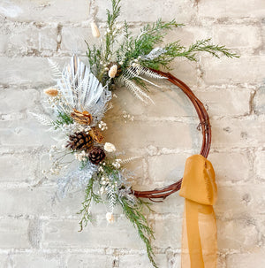 
            
                Load image into Gallery viewer, Dried Wreath
            
        