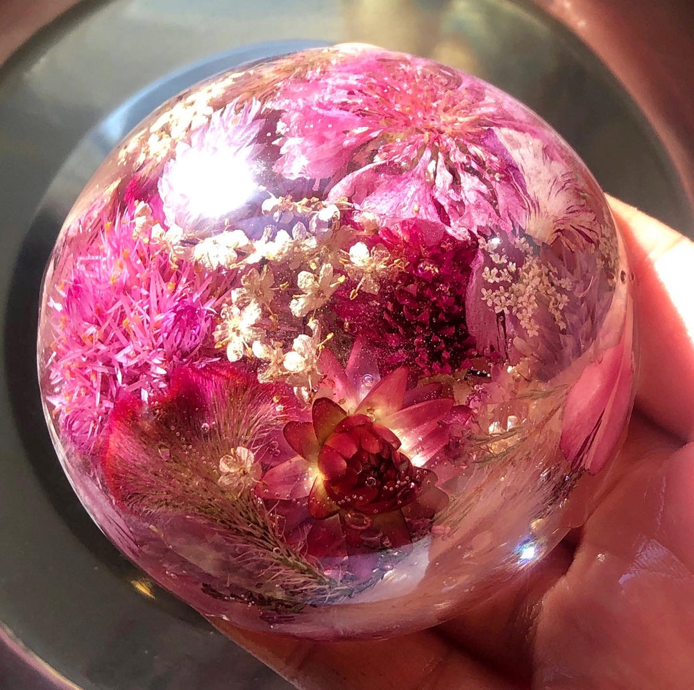 
            
                Load image into Gallery viewer, Large Floral Paperweight
            
        